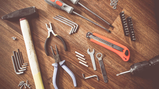Quels sont les outils de montage de meubles. MeubleSphere monteur de meuble 