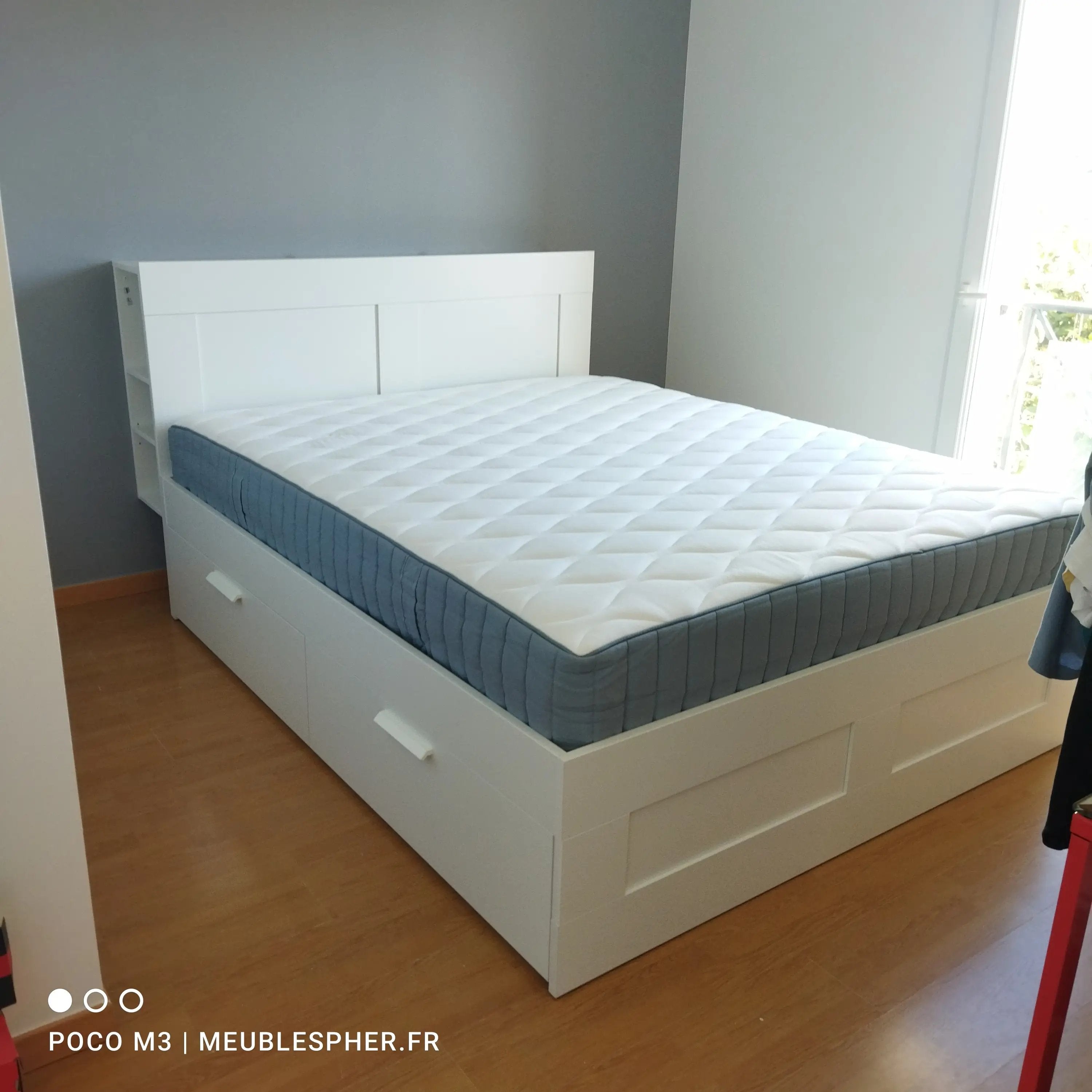 Montage de lit brimnes de Ikea avec tête de lit à domicile 